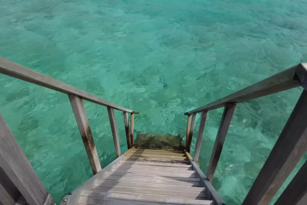 Paradies auf Erden_ Entdecke die atemberaubende Schönheit von Angaga Island auf den Malediven (4)