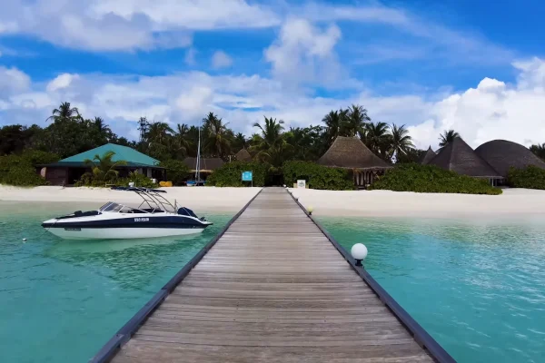 Paradies auf Erden_ Entdecke die atemberaubende Schönheit von Angaga Island auf den Malediven (9)